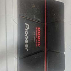 Pioneer GM-A5702 Amplifier – 1000W Max Power