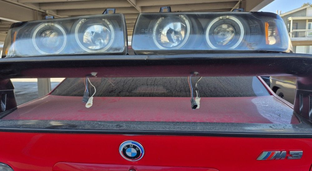BMW E36 headlight