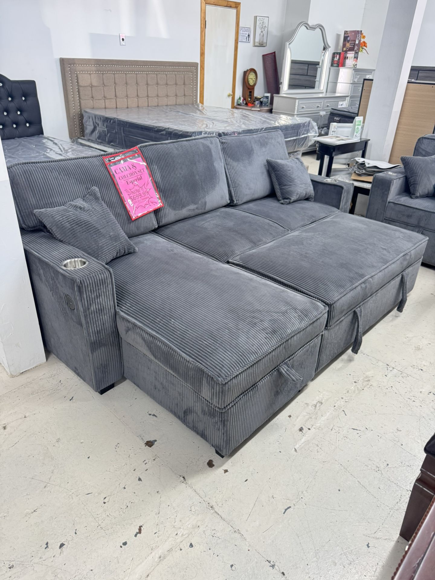 🇺🇸Dark Corduroy Reversible Sectional Charging Ports Cup Holders Pull Out Bed 💫