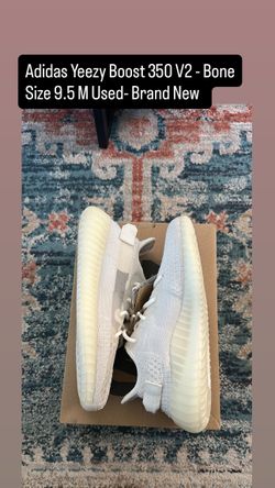 Adidas Yeezy Boost 350 V2 - Bone  size 9.5 M