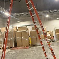 12 Foot Platform Ladder