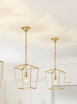 2 lantern pendant lights