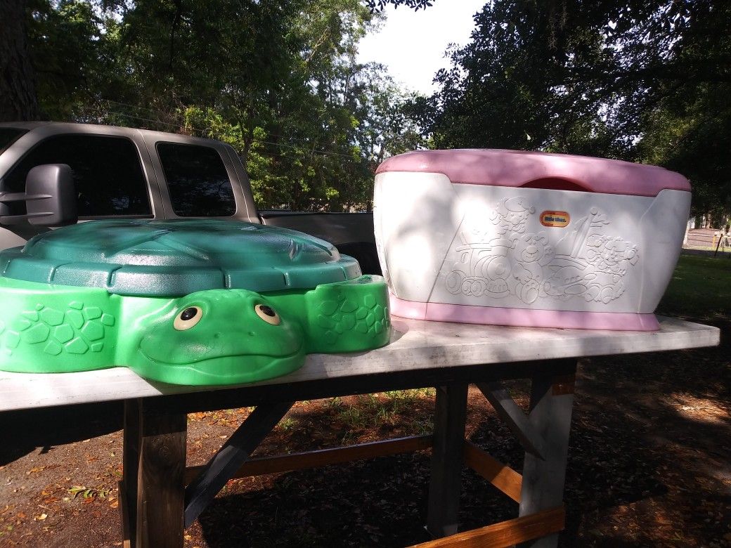 Little Tykes Turtle Sandbox and Little Tykes Pink Toybox