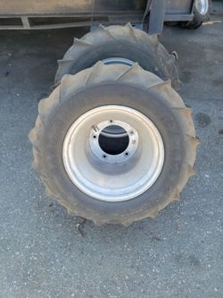 Paddle tires