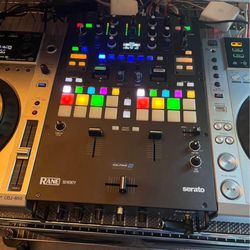 Rane 70 Pro Mixer, Box, Manual, Pwr cable, Travel Case & Decksaver.