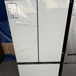 Samsung Bespoke Refrigerator In White Glass
