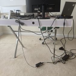 48 Inches White Office Table 