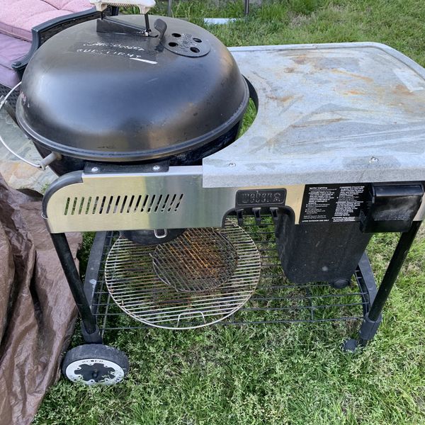 Weber Performer Deluxe Charcoal Grill For Sale In Chapin, Sc - Offerup