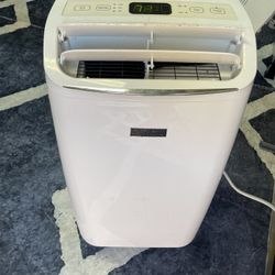 LG Portable Air Conditioner 10,000 BTU
