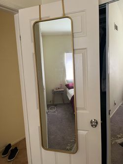 Hanging mirror