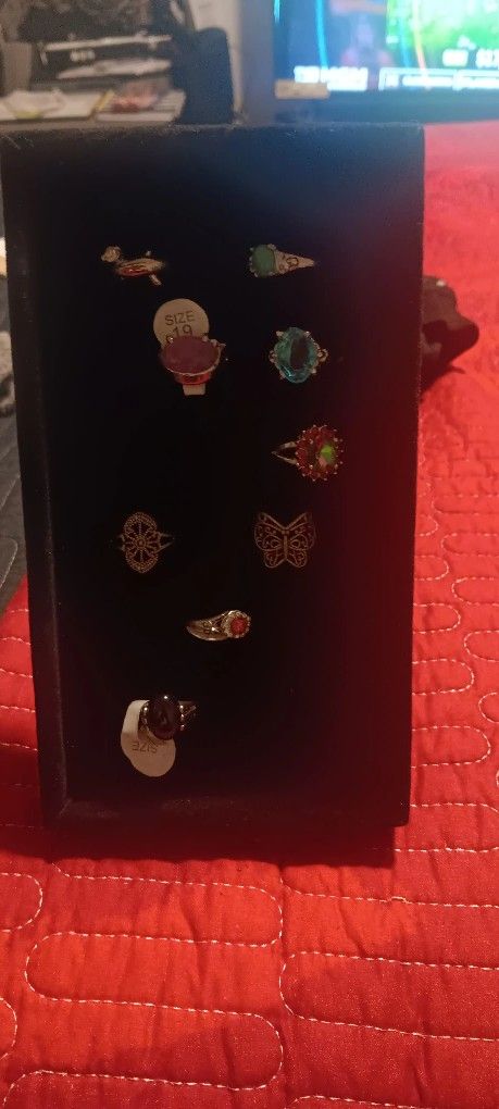Assorted Ladies Rings 💍