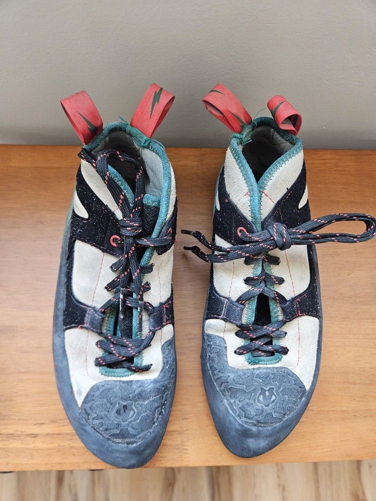 Evolv The General Men's Climbing Shoe Size 11.5