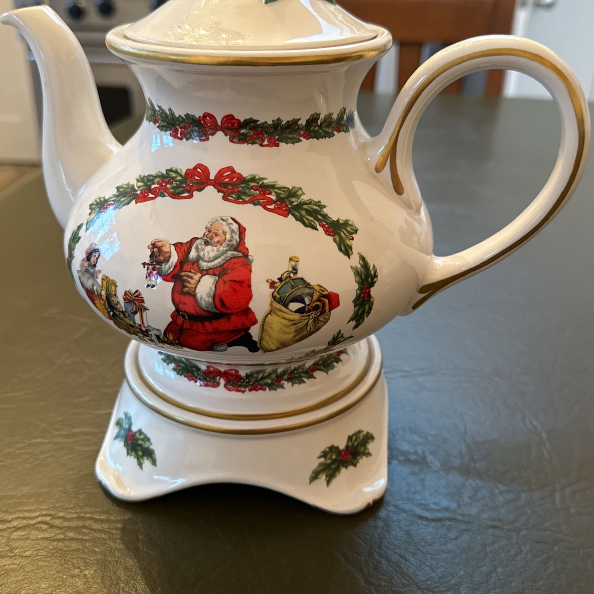 1991Danbury Mint Porcelain