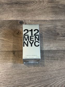 Carolina Herrera 212 Men NYC Eau de Toilette 3.4 oz