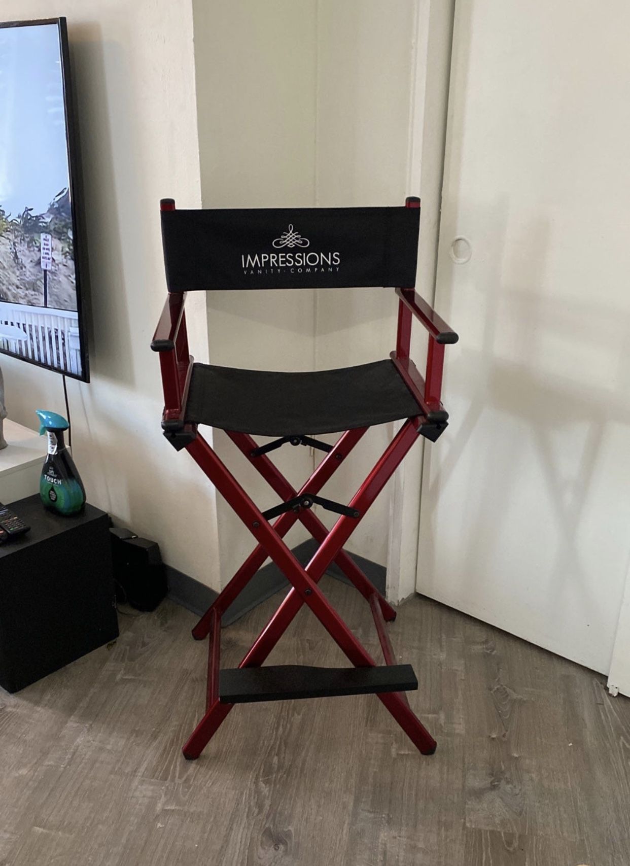 Impressions Vanity Foldable Makeup Chair