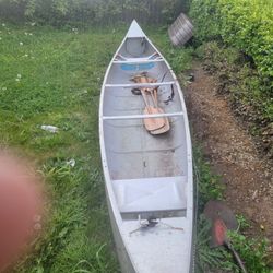 17 Ft Gruman Canoe