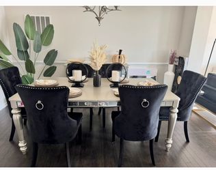 6 Tuffed Velvet Dining /Side Chairs