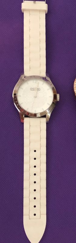 Women’s Coach Watch