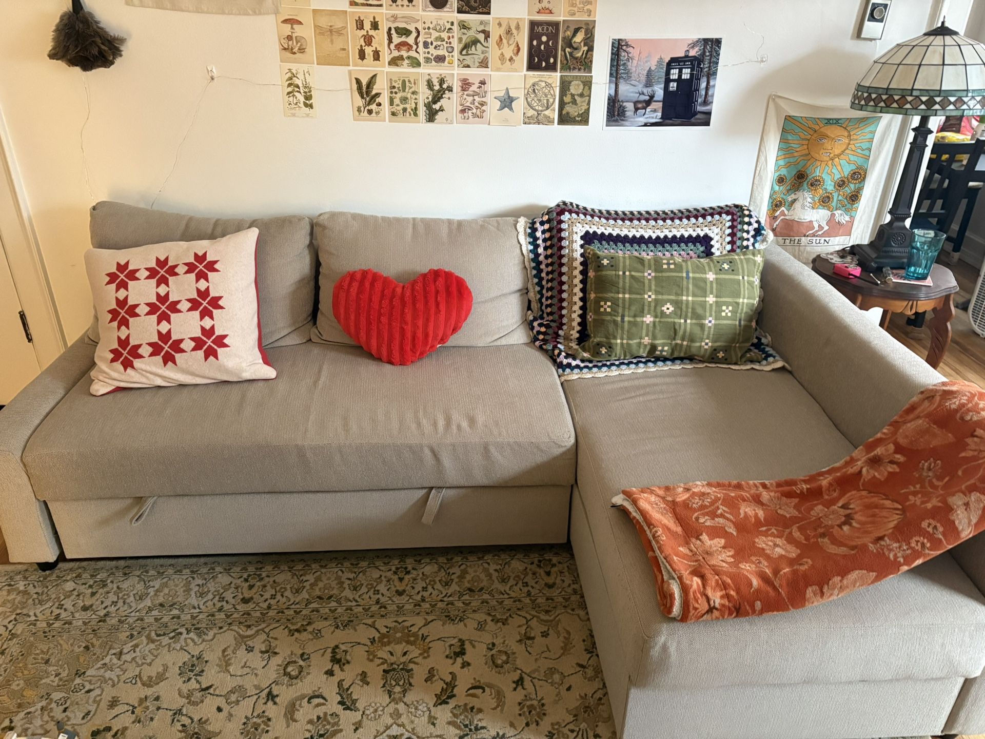 Beige Pull Out Couch