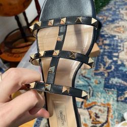 VALENTINO Rockstud Leather Sandals