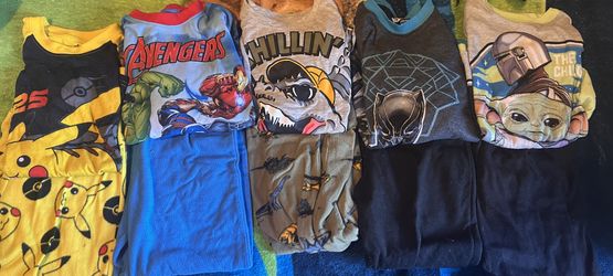 Boy Pjs Size 8 /6-7