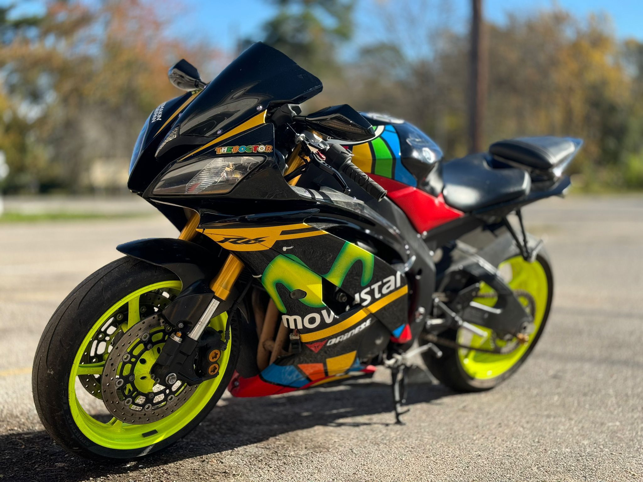 R6 motorcycle 
