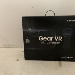 Samsung Gear VR With Controller 