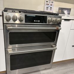 Cafe 30 In 7.0cu ft Smart Double Oven Dual Fuel Range With Convection & Self Clean In Stainless Steel