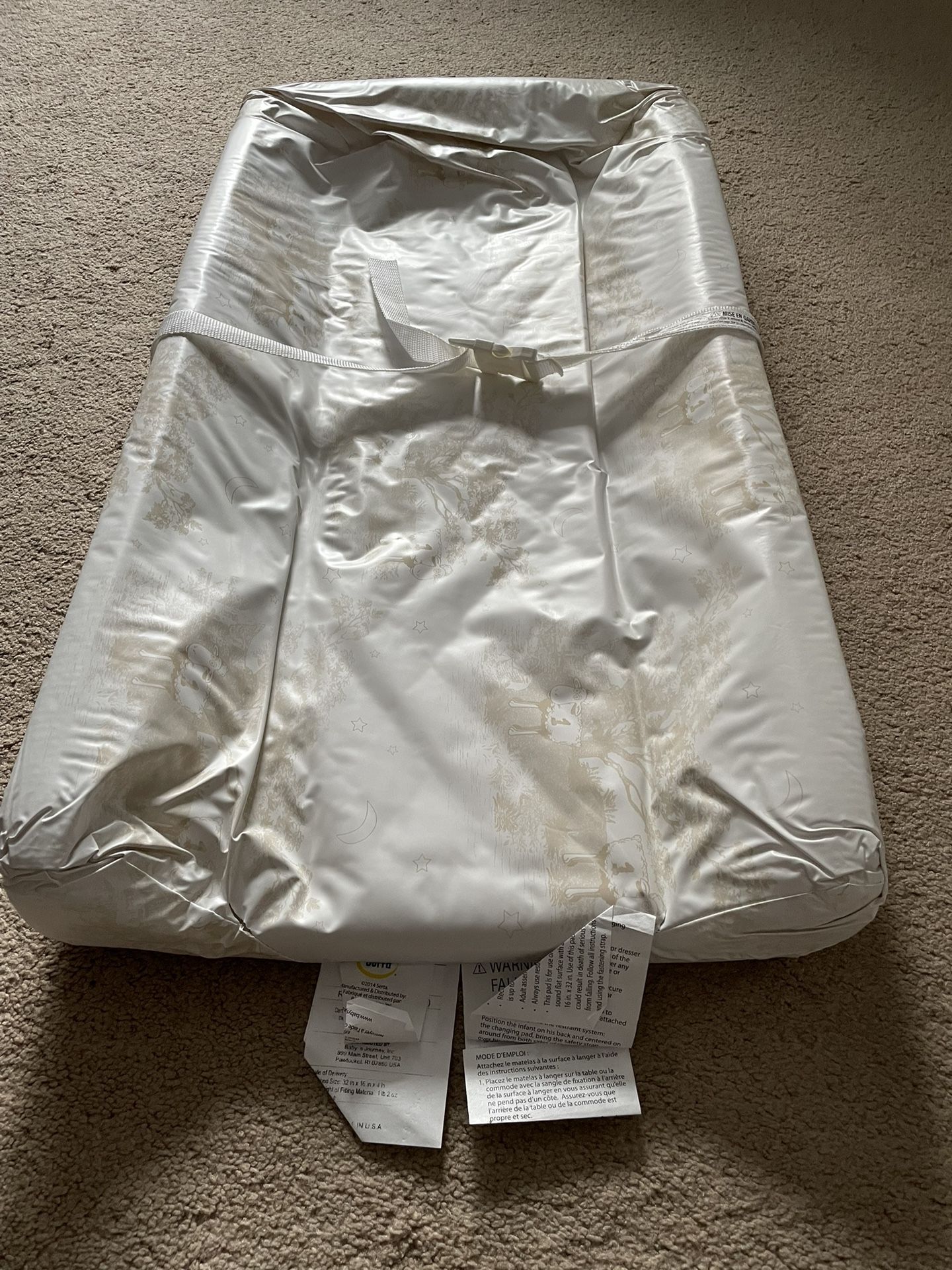 Changing Table Pad With Belt