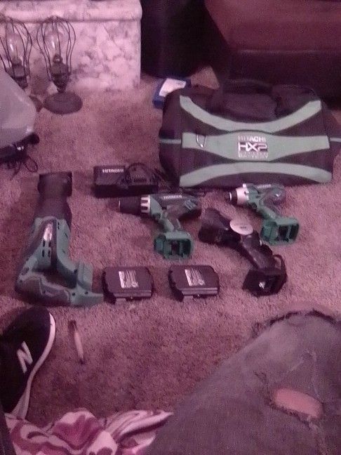 Hitachi HXP LI-ION BATTERY 4 DRILLS