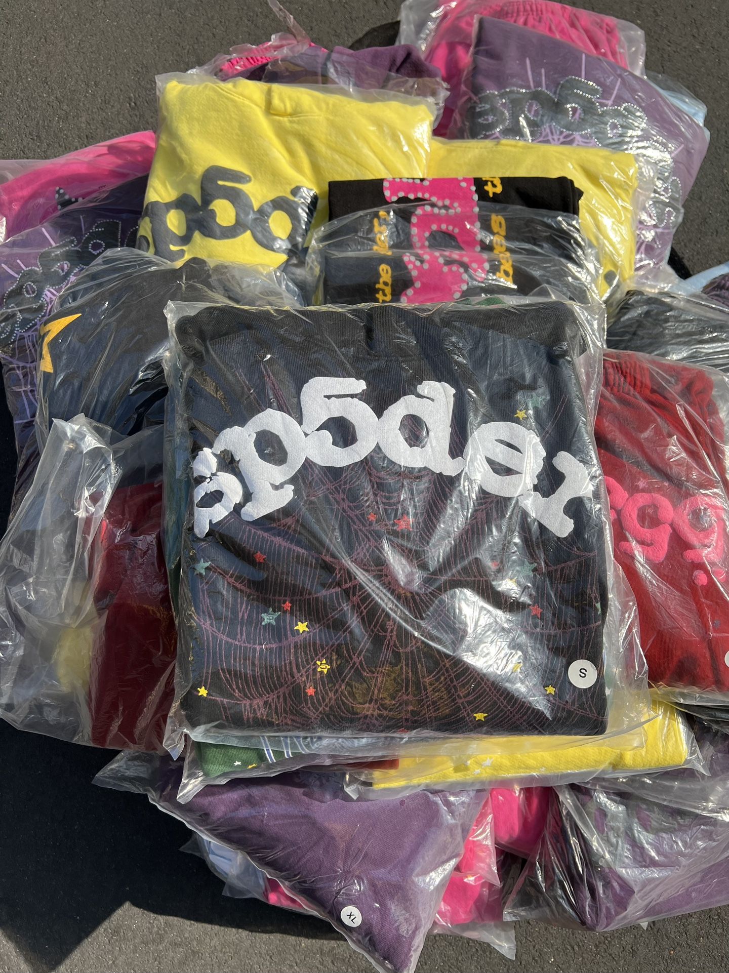sp5der hoodie and sweatpants brand new (100%authentic) ALL SIZES small, medium,large,XL, XXL