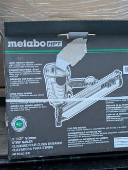 This is a Metabo HPT 3-1/2" Strip Nailer, Model NR90AD(S1).