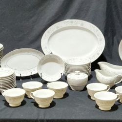 ENGLISH GARDEN Fine China Japan 1221 Lot Blue and White Floral VINTAGE 62 Pieces