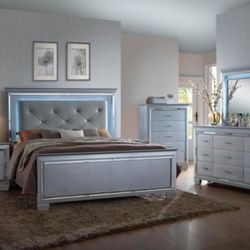4 Pc Queen Bedroom Set BLACK FRIDAY SALE PRICE VALID TIL 11/29/2024