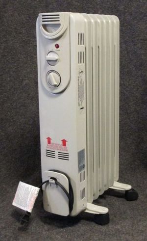 1 500 Watt Oil Filled Electric Radiator Feature Comforts Heater