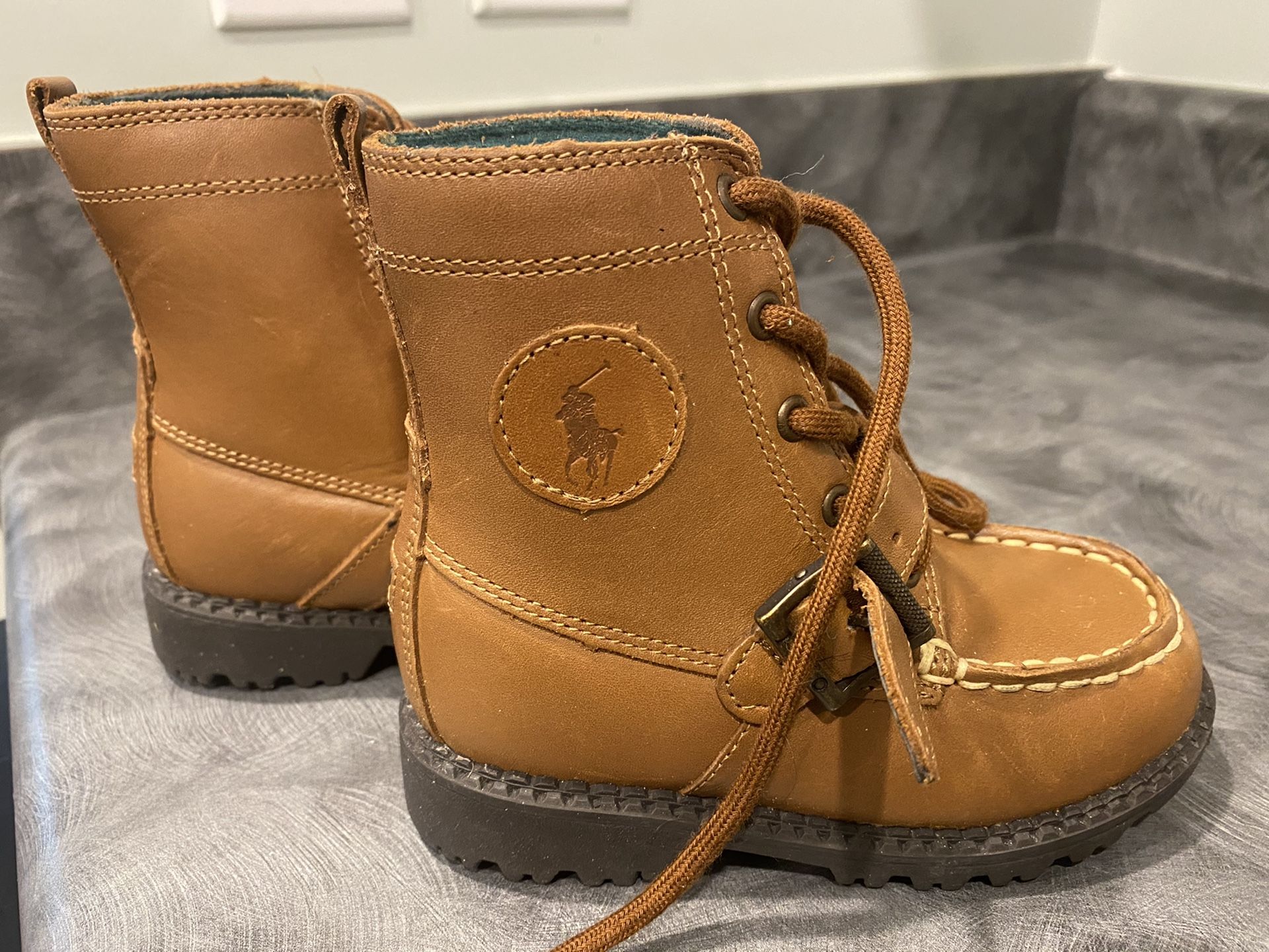 Polo boots 8c