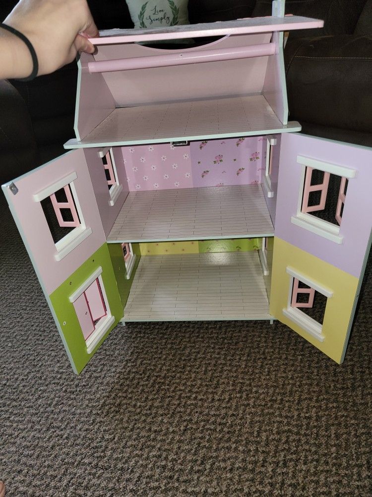 Wooden Dollhouse & Accessories for Sale in Nashua, NH - OfferUp