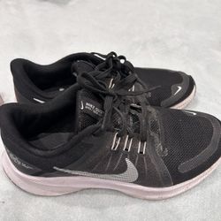 Size 6 Nike