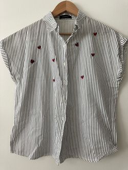 stripped shirt with heart patterns