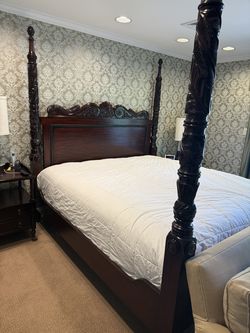 Ralph Lauren Mahogany bed - king