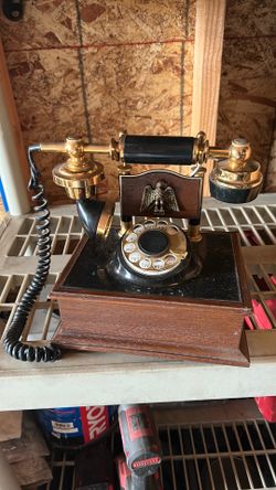 Teléfono antiguo