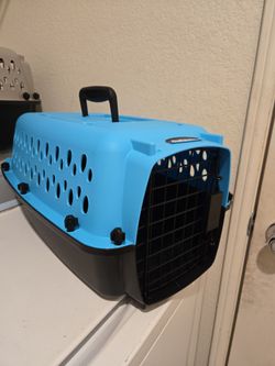 Pet Carrier New $15
