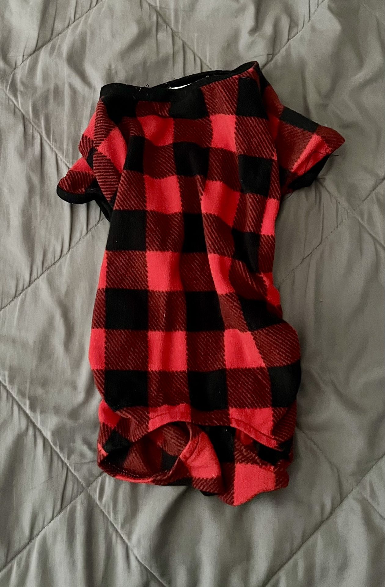 Red & Black Checkered Plaid Pet Pajamas Dog Clothes - SIZE S