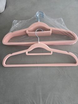 Velvet Non-Slip Hangers in Blush Pink - Set of 12