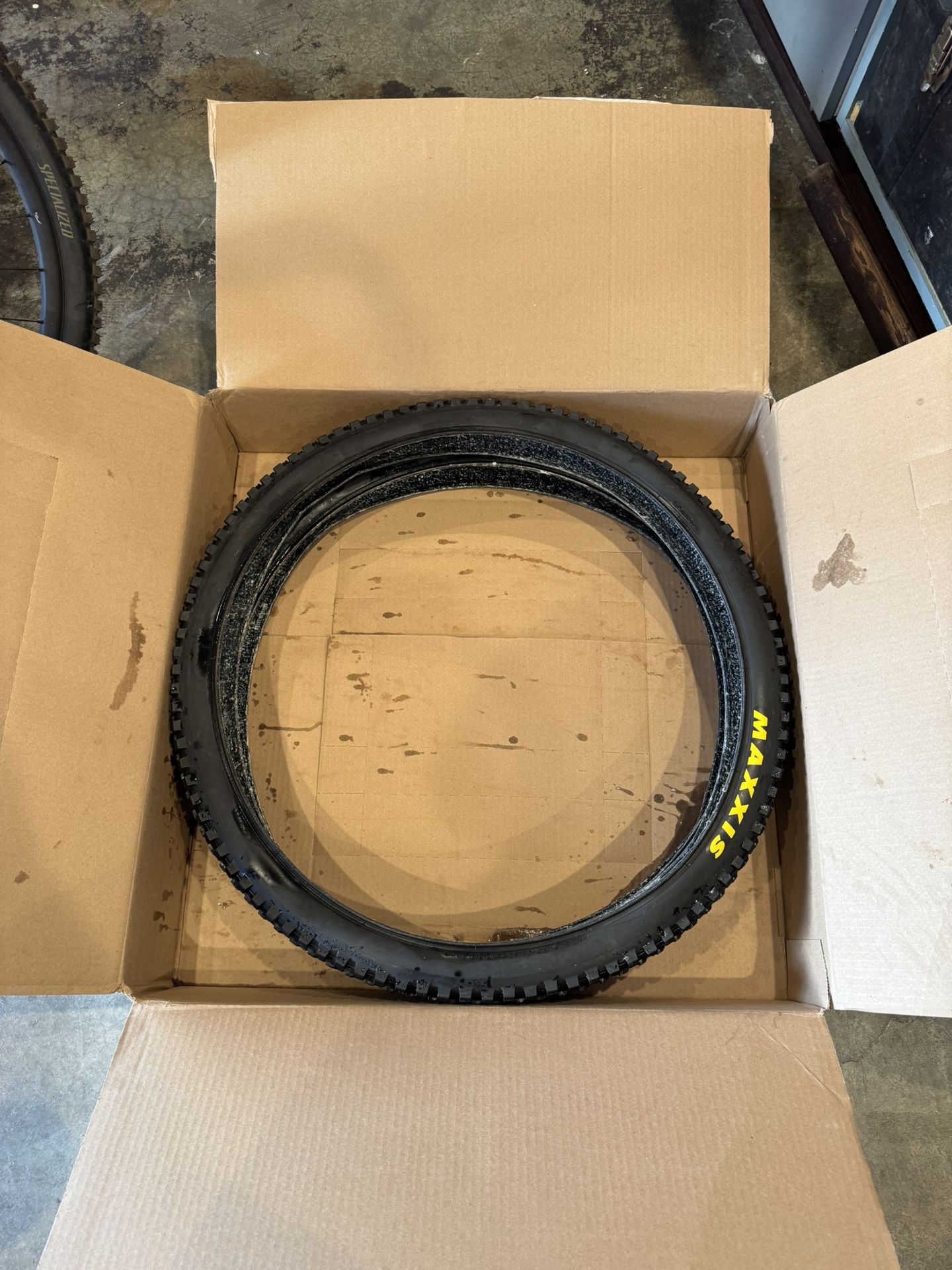 Maxxis 29x2.4 MTB Tires