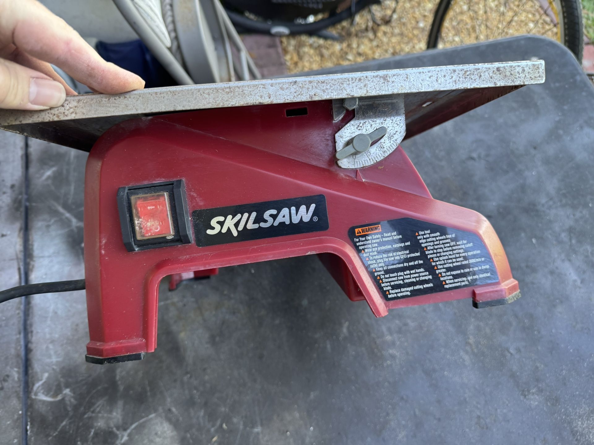 Skilsaw 4.2 Amp 7” Wet Tabletop Tile Saw
