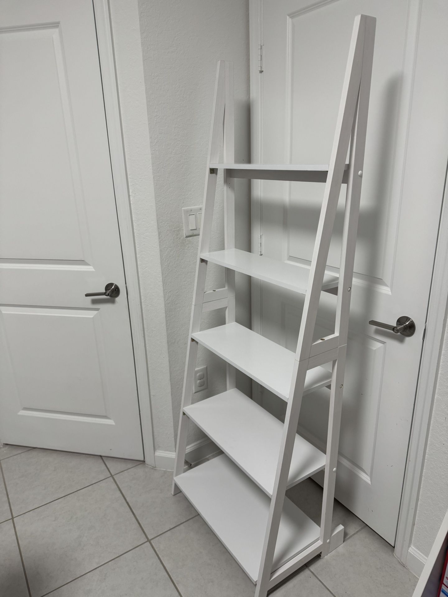 Ladder Bookshelf / Shelf