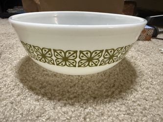 1966 Vintage Pyrex Autumn Floral