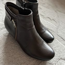 Brown Leather Ankle Boots -Naturalizer