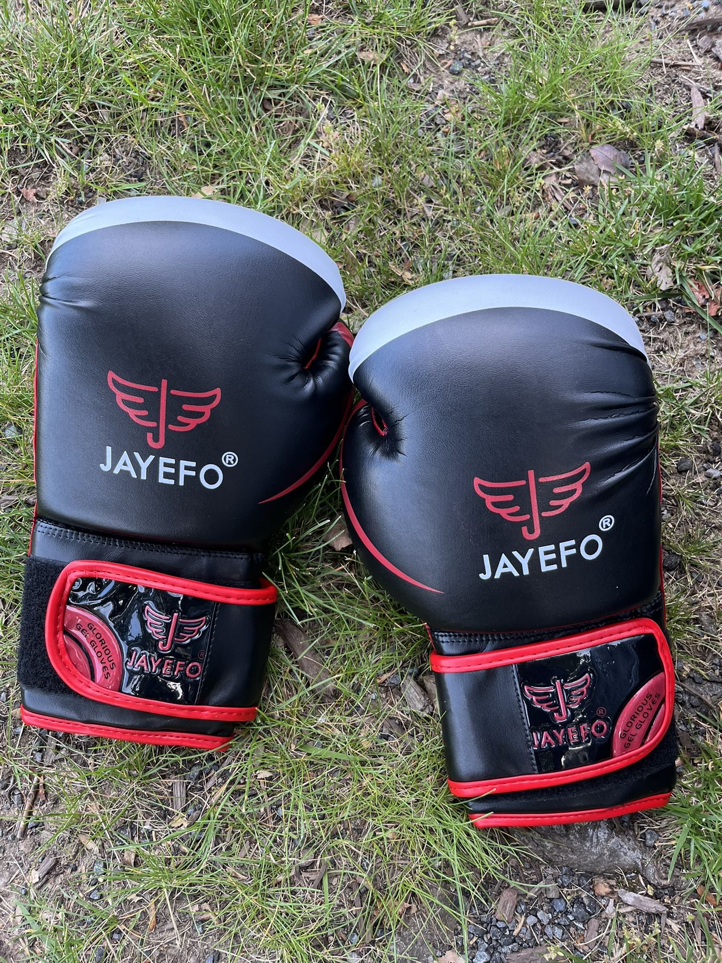 Brand New Boxing Gloves 16oz
